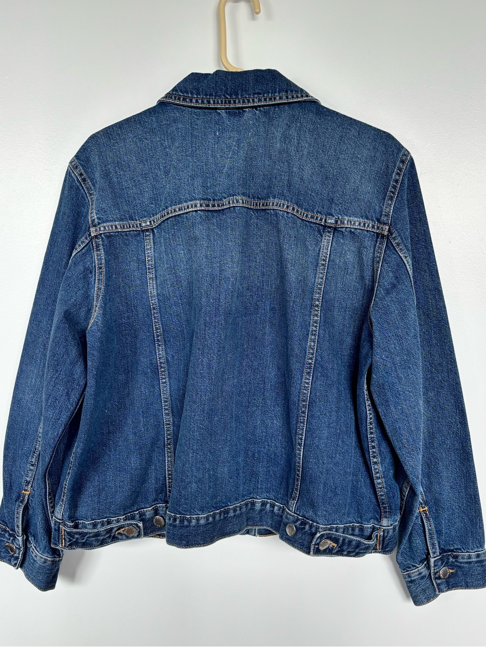 Classic jean jacket - Picture 3 of 3